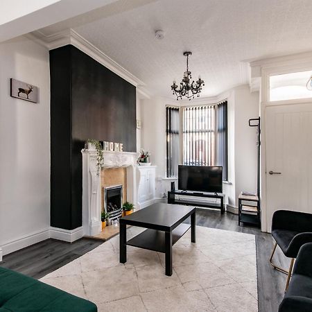 2 Bed House Close To Liverpool & Everton Stadiums Eksteriør billede