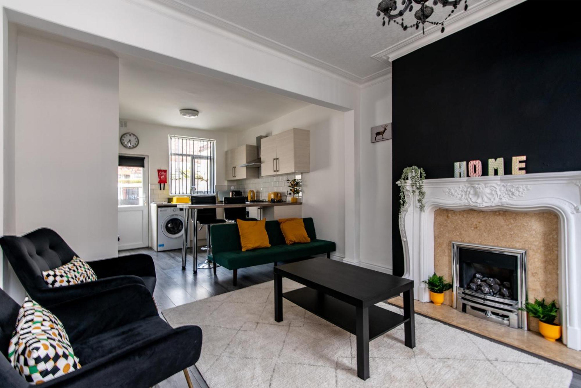 2 Bed House Close To Liverpool & Everton Stadiums Eksteriør billede